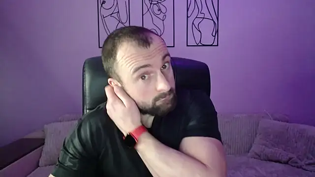 brindlefly6969 online show from February 18, 12:14 pm