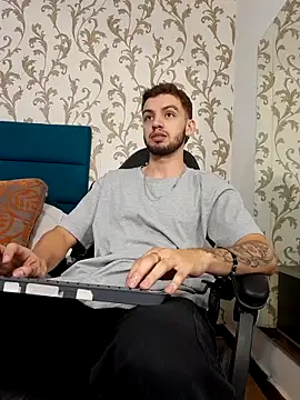 Michael magno online show from April 7, 4:18 pm