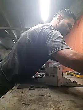 hecwil8 online show from November 7, 12:52 pm