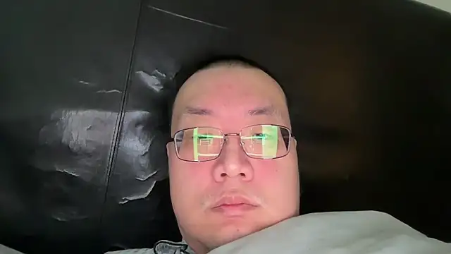 slaveasianboy online show from December 20, 5:40 pm