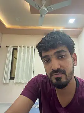 hornyguy271192 online show from March 20, 5:39 pm