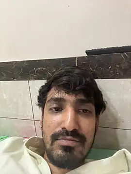 hornyguy271192 online show from April 11, 7:50 pm