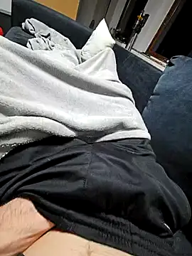 Nakeddriver1and-Wife online show from February 18, 6:17 pm