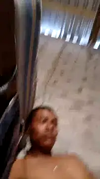 Snapshot of Moreno1813 chatting on September 14, 6:43 pm Moreno1813 online show from September 14, 6:43 pm