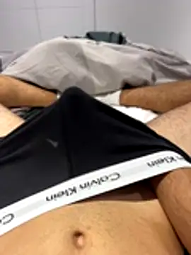 Snapshot of h0rnyguy001 chatting on October 17, 6:06 am h0rnyguy001 online show from October 17, 6:06 am