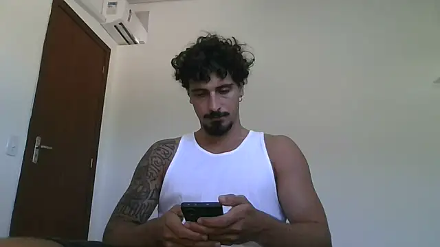 milkoffe online show from February 1, 12:37 pm