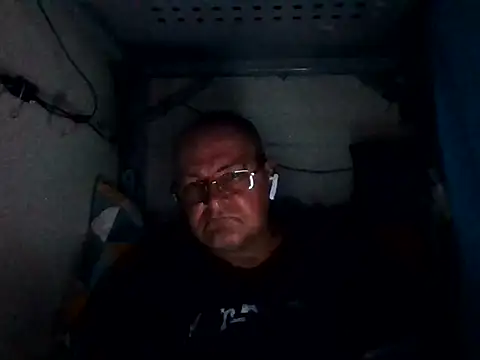 Snapshot of Kocio19688 chatting on September 21, 1:39 am Kocio19688 online show from September 21, 1:39 am