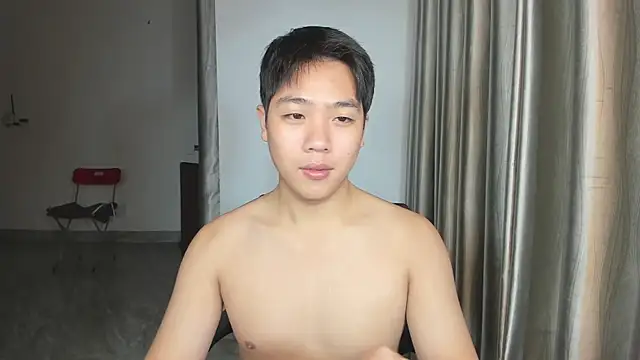 Snapshot of Oliver_Nl chatting on February 21, 3:54 pm Oliver Nl online show from February 21, 3:54 pm