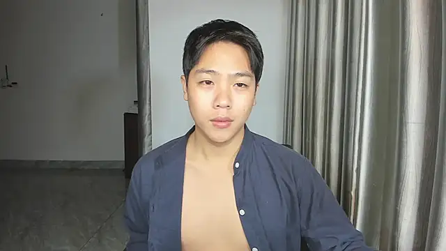 Snapshot of Oliver_Nl chatting on February 20, 3:41 pm Oliver Nl online show from February 20, 3:41 pm