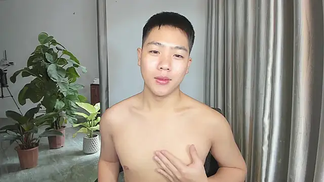 Snapshot of Oliver_Nl chatting on March 21, 3:33 am Oliver Nl online show from March 21, 3:33 am