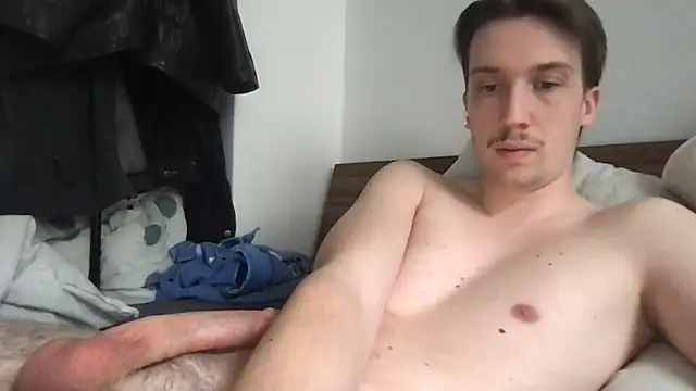 hungandfun05 online show from February 24, 1:01 pm