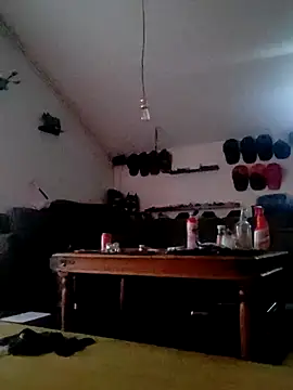 Snapshot of eltoulou chatting on December 17, 9:28 am eltoulou online show from December 17, 9:28 am