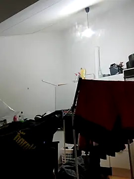 Snapshot of eltoulou chatting on October 13, 5:08 pm eltoulou online show from October 13, 5:08 pm