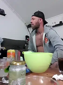 Snapshot of eltoulou chatting on December 12, 2:44 pm eltoulou online show from December 12, 2:44 pm