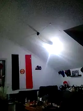 Snapshot of eltoulou chatting on February 5, 8:46 pm eltoulou online show from February 5, 8:46 pm