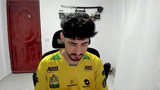 DmitriSanders online show from March 25, 1:09 am