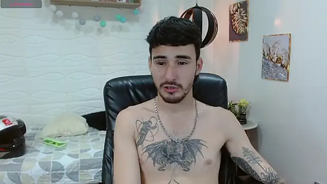 DmitriSanders online show from February 28, 8:50 pm