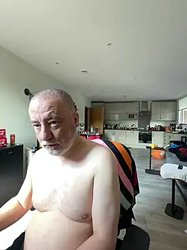 LondonTeffy online show from July 15, 8:43 am