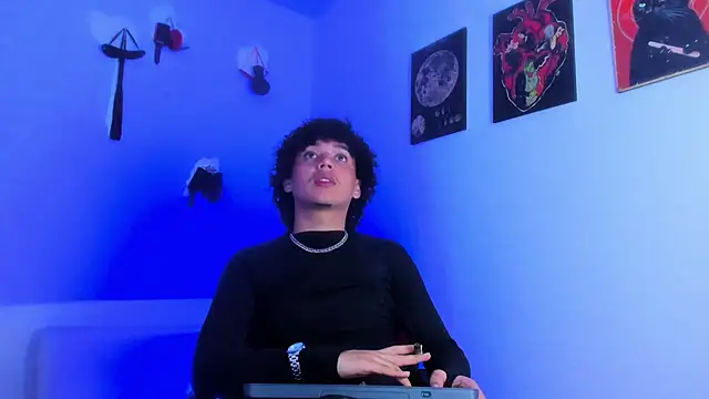 GaelOconnerr online show from December 7, 2:20 am