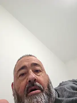 polla calientes47 online show from November 26, 5:05 pm