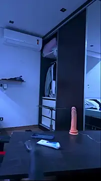 BodyandlegginLover online show from October 18, 3:44 am