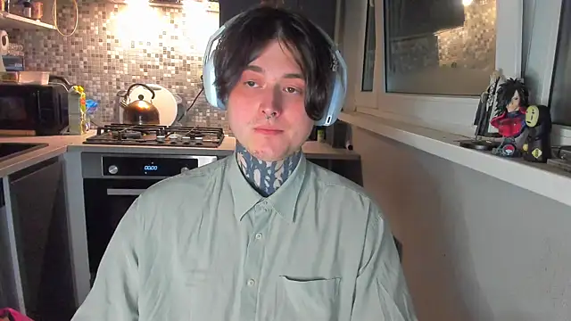  torfin  online show from February 8, 8:24 pm