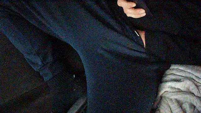 kiksnap-meistro5 online show from March 29, 1:39 am