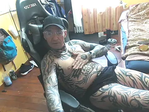 Tomi18cmm2 online show from April 6, 10:27 am