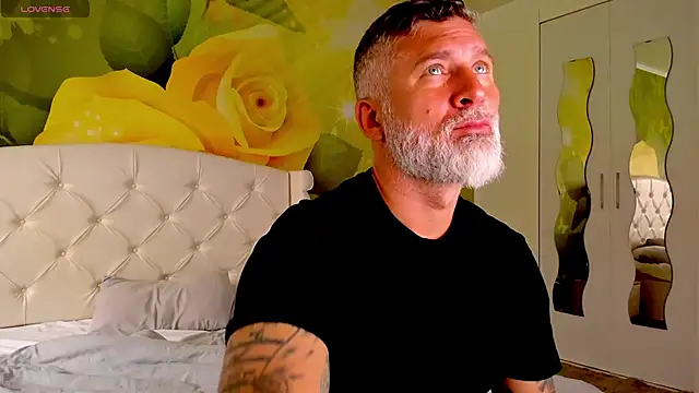 BlowMyXXL online show from November 9, 10:08 am