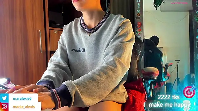 marckalexis online show from March 28, 9:04 pm