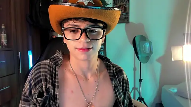 Snapshot of marckalexis chatting on September 17, 11:17 pm marckalexis online show from September 17, 11:17 pm