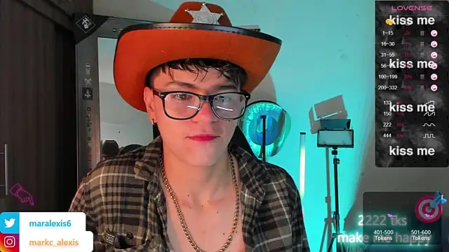 Snapshot of marckalexis chatting on January 10, 9:34 am marckalexis online show from January 10, 9:34 am