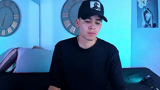 Mike 0233  online show from January 5, 4:47 am