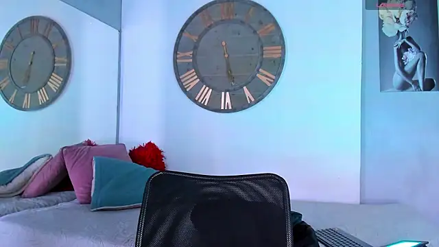 Mike 0233  online show from January 17, 3:45 am