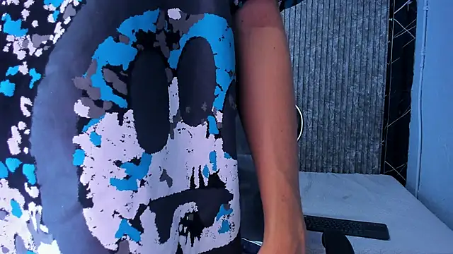 Mike 0233  online show from October 17, 5:33 am