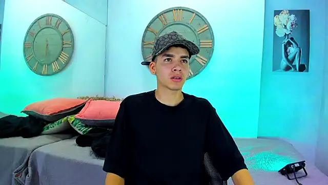 Mike 0233  online show from January 28, 4:08 am