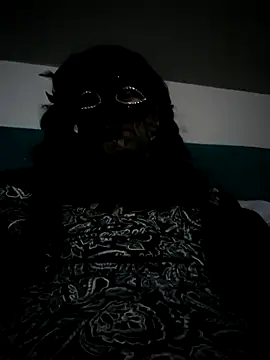 Seksiak122 online show from May 1, 3:32 am