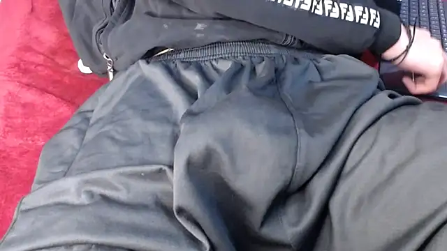 Snapshot of _Thomas_hot_ chatting on March 7, 2:45 pm  Thomas hot  online show from March 7, 2:45 pm