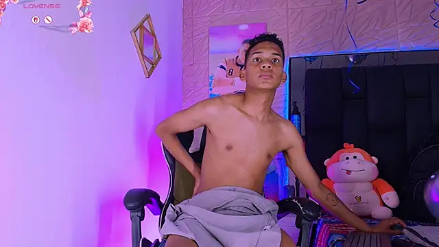 dilan alfonzo online show from May 24, 7:09 pm