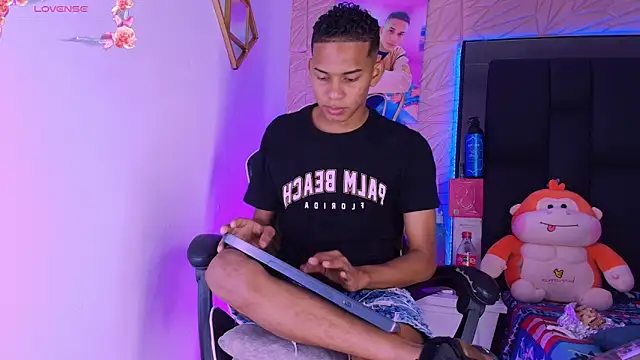 dilan alfonzo online show from May 28, 2:26 pm