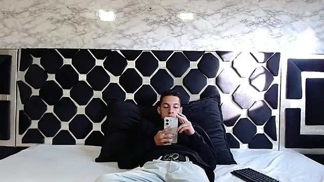 thiago19s online show from January 14, 12:24 pm