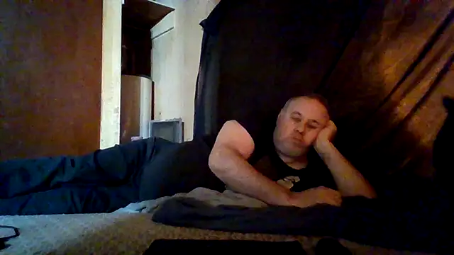 Nightshade7712 online show from December 22, 7:44 pm