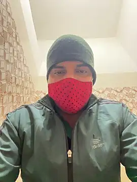 bull 4hottie online show from December 2, 1:41 am