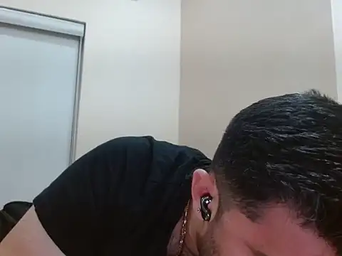 robintoit online show from March 10, 2:34 pm