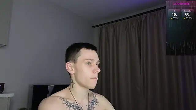 R1mmo   online show from December 14, 4:19 am