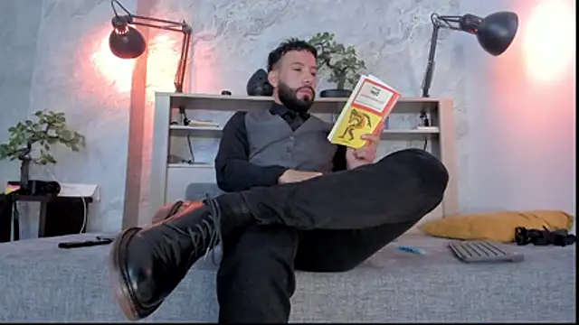 bruno woods online show from December 16, 1:29 pm