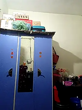 DeepakXxxR86 online show from January 13, 5:39 pm