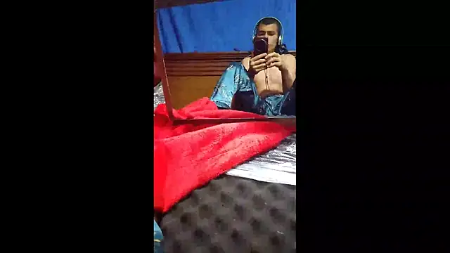008Alexan online show from June 6, 10:21 am