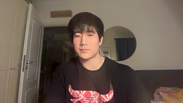 jungcock3210 online show from February 9, 6:56 pm