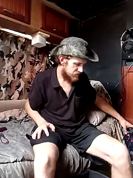 Snapshot of hothippie420 chatting on September 16, 6:42 pm hothippie420 online show from September 16, 6:42 pm